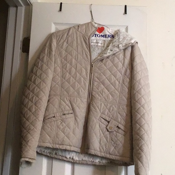 Jackets & Blazers - Cream small weatherproof jacket Jackets & Blazers - Cream small weatherproof jacket